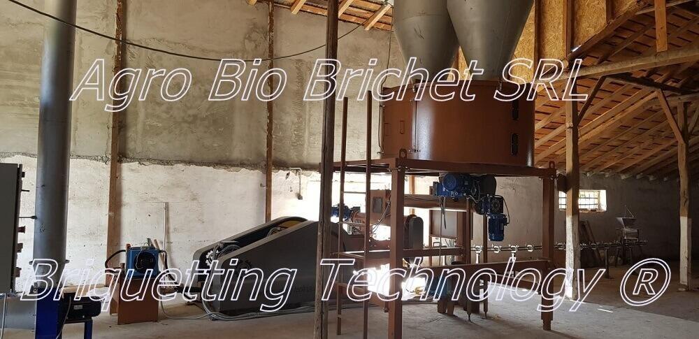 Briquetting line for hot straw briquettes