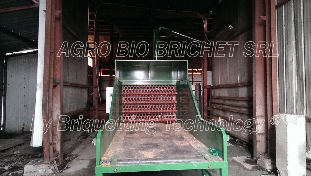 Briquetting machinery for straw in Bacău, Faraoani