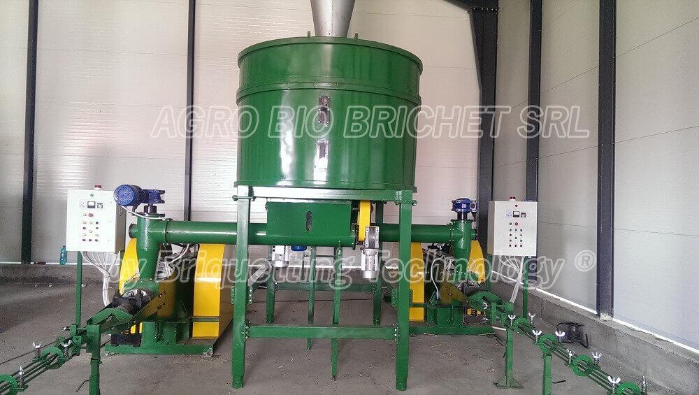 Briquetting line for vegetable waste in Zoita
